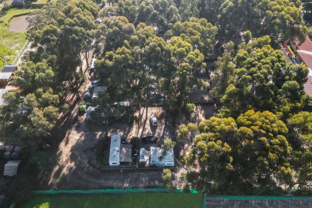Lodge For Sale in Morning Star, Cape Town - Photo 4