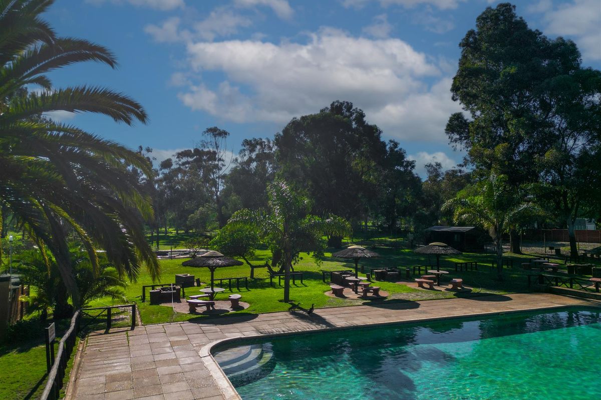 Lodge For Sale in Morning Star, Cape Town - Photo 5