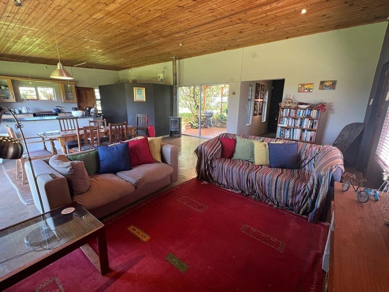 House For Sale in Sunrise On Sea, East London - Photo 7