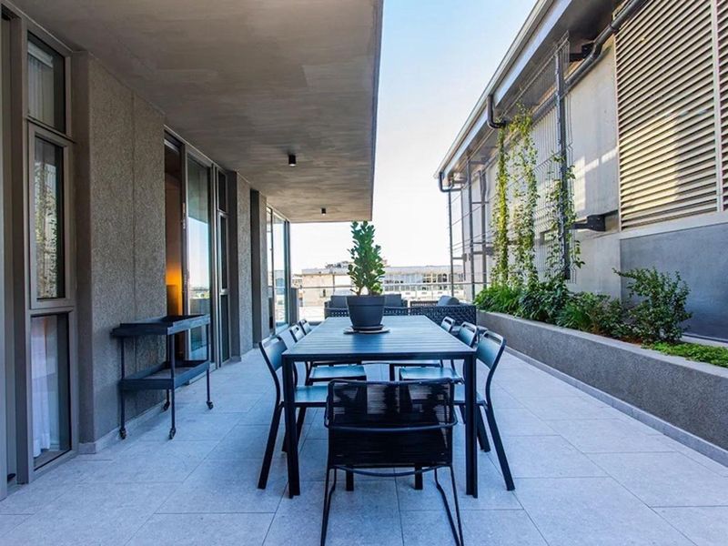 Apartment For Sale in De Waterkant, Cape Town - Photo 8
