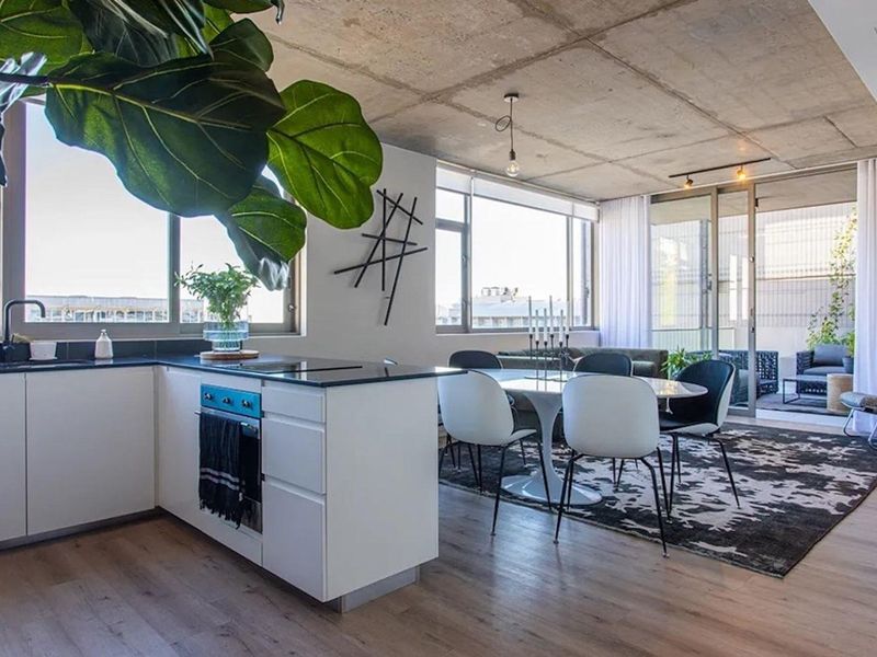 Apartment For Sale in De Waterkant, Cape Town - Photo 4