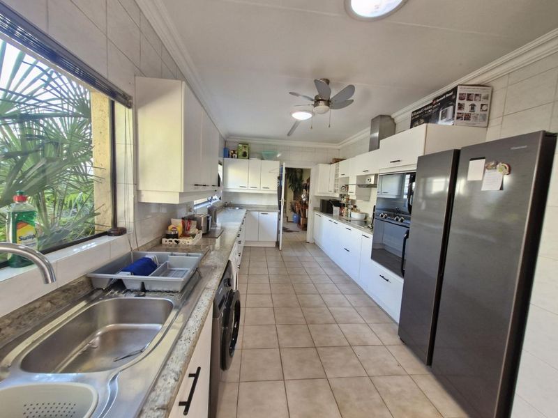 House For Sale in Bryanston, Sandton - Photo 10