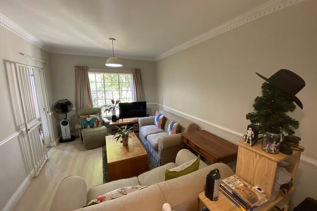 1-Bedroom Garden Apartment in Craighall - Photo 5