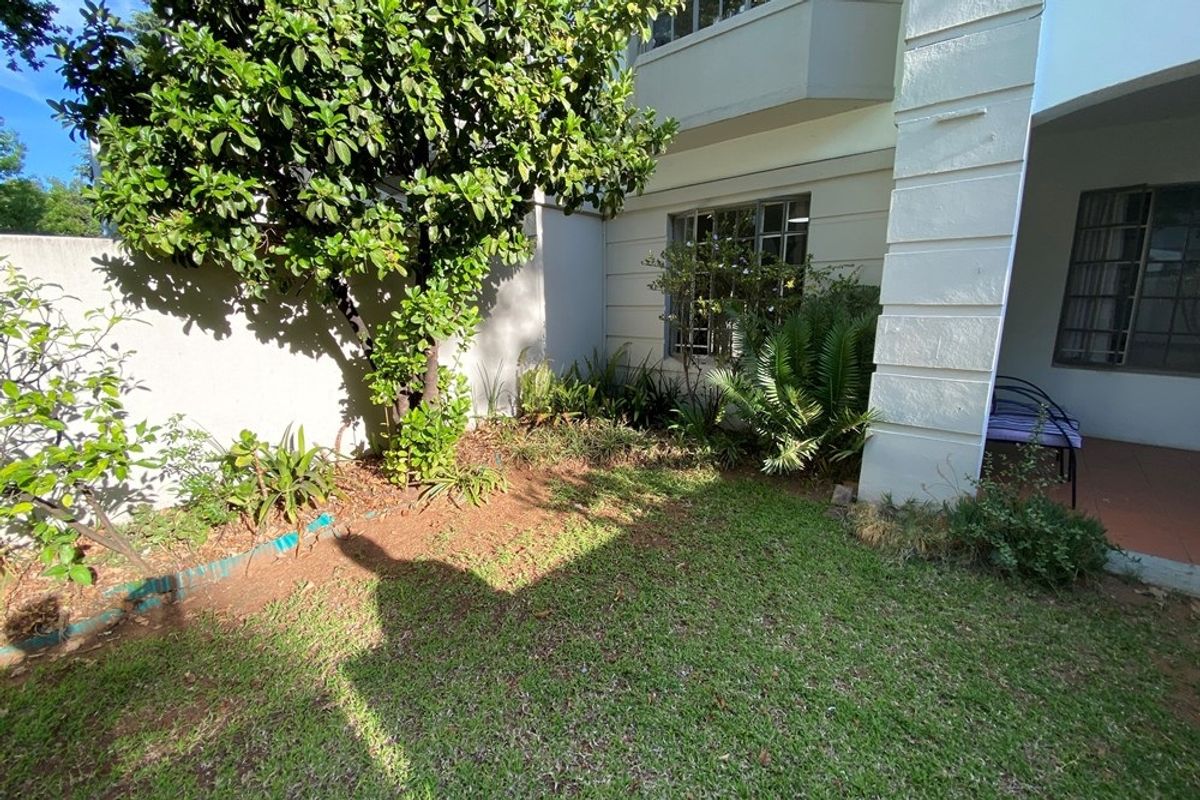 1-Bedroom Garden Apartment in Craighall - Photo 3