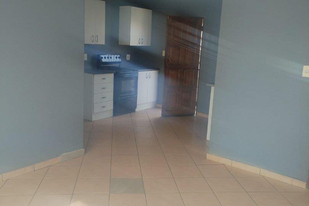 House For Sale in Vanderbijlpark CE, Vanderbijlpark - Photo 5