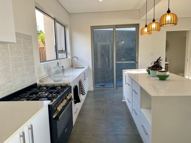 Townhouse For Sale in Zululami Luxury Coastal Estate, Ballito, KwaZulu Natal - Photo 3