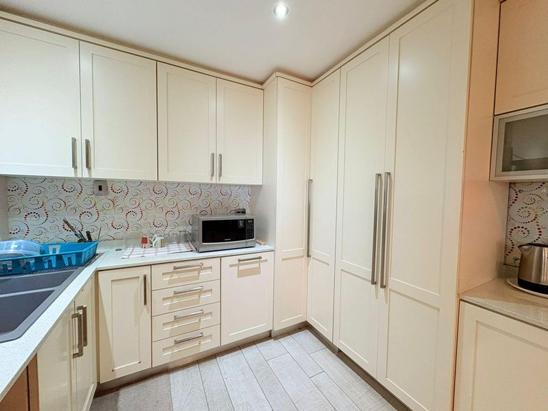 Apartment Sold in La Lucia Ridge La Lucia Umhlanga KwaZulu Natal - Photo 4