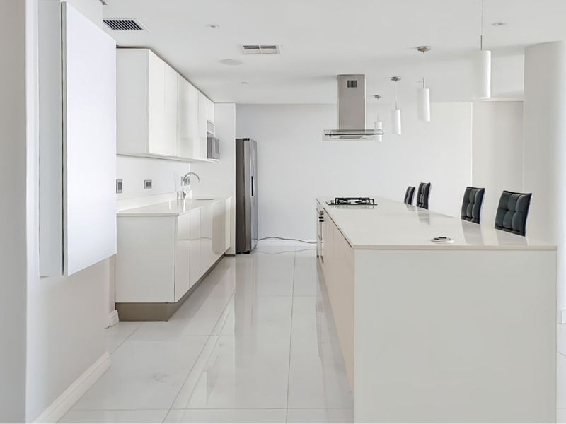 Apartment For Sale in Umhlanga Ridge, Umhlanga, KwaZulu Natal - Photo 4