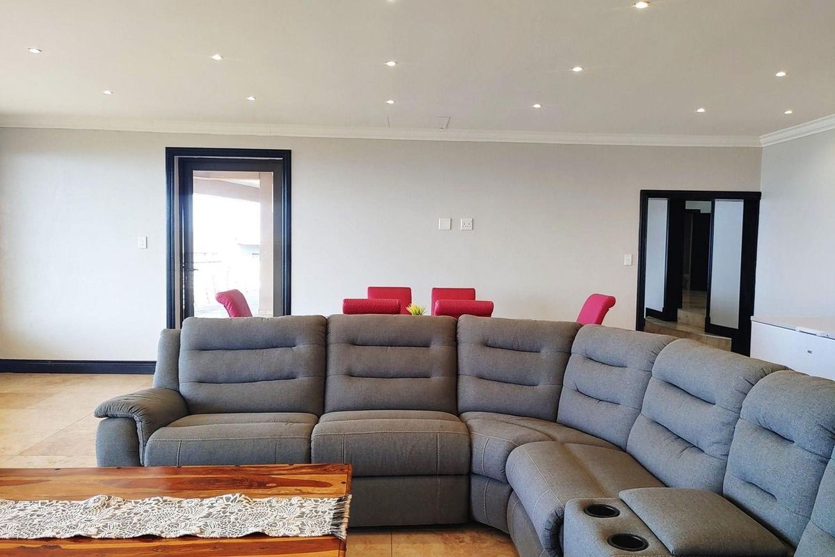 House For Sale in La Lucia, Umhlanga, KwaZulu Natal - Photo 5