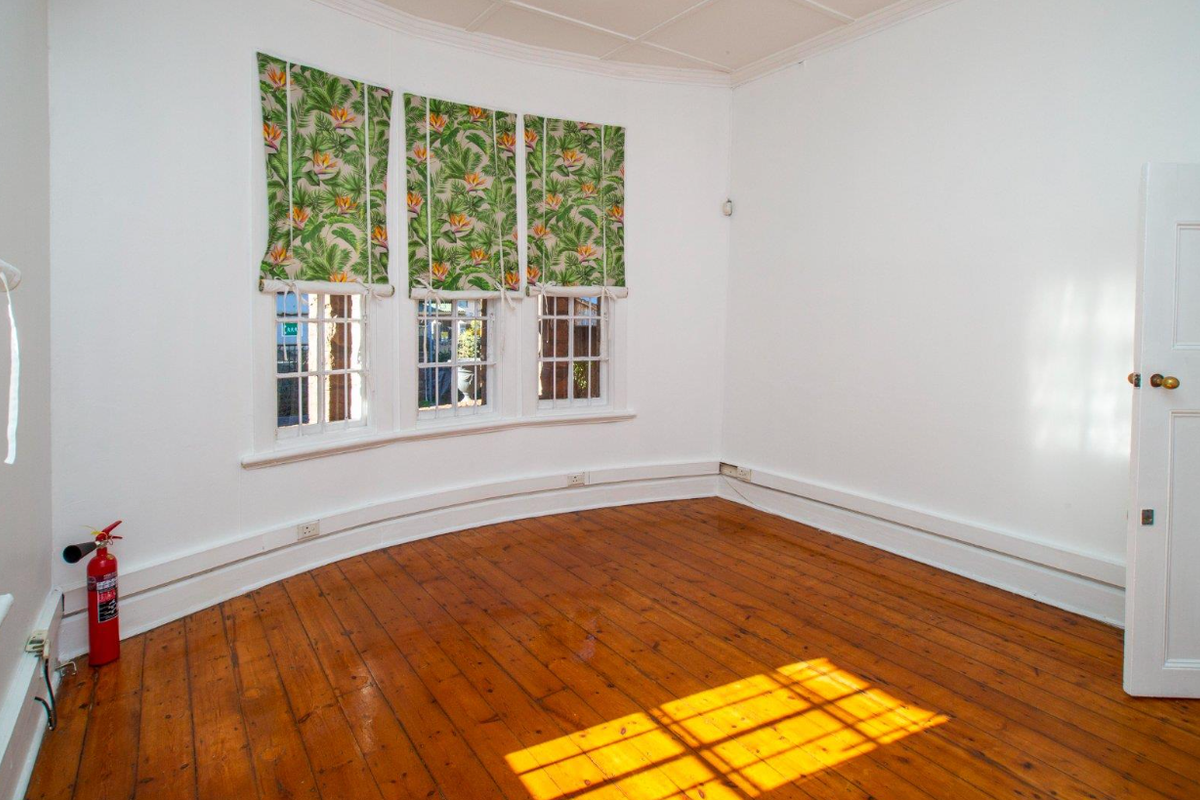 11 Bedroom House for Sale in Bulwer - Photo 5