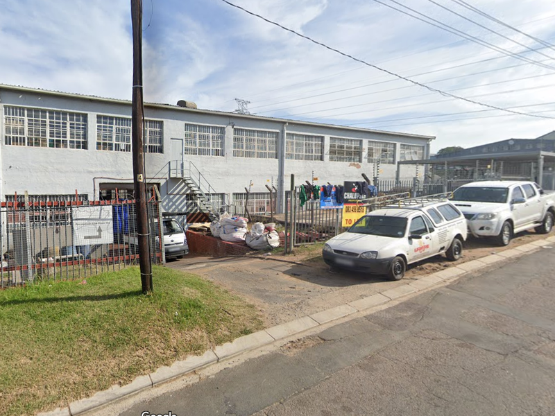 Sale opportunity of prime warehouse space. - Photo 3