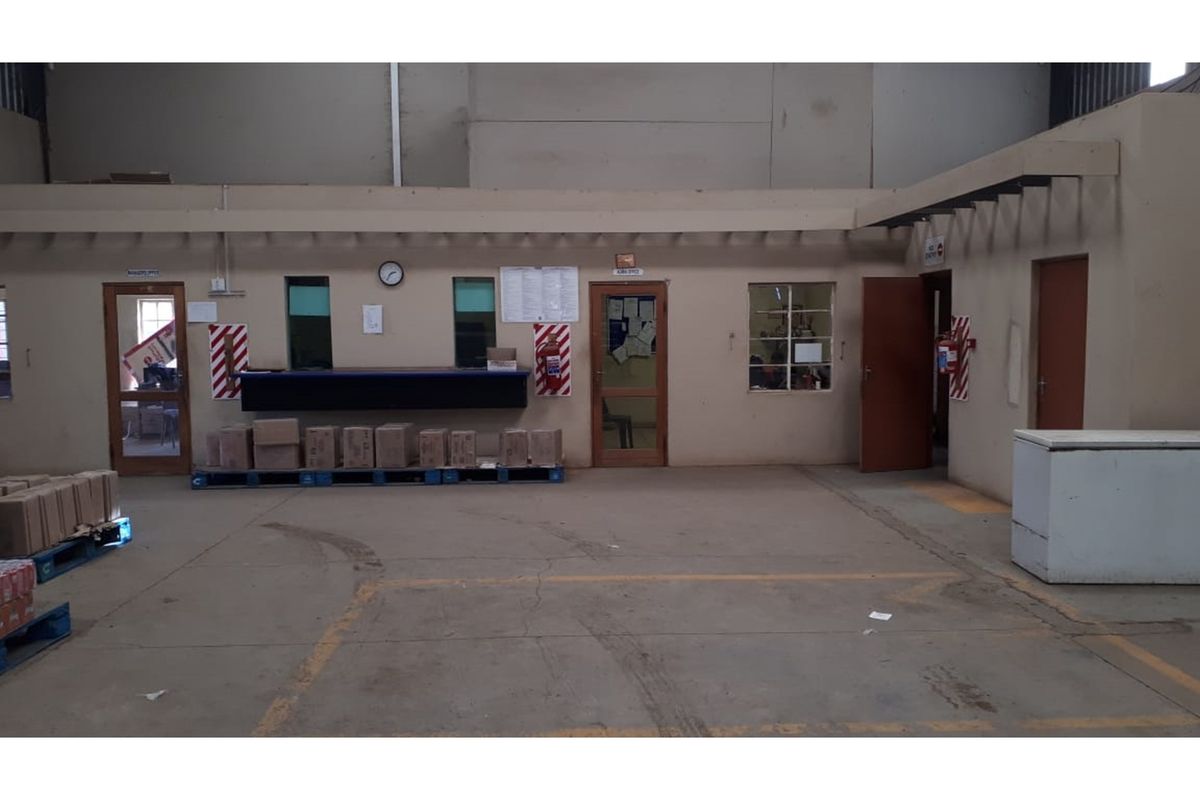 Large Warehouse and Distribution Centre, Mkuze, Kwa-Zulu Natal To Rent - Photo 4