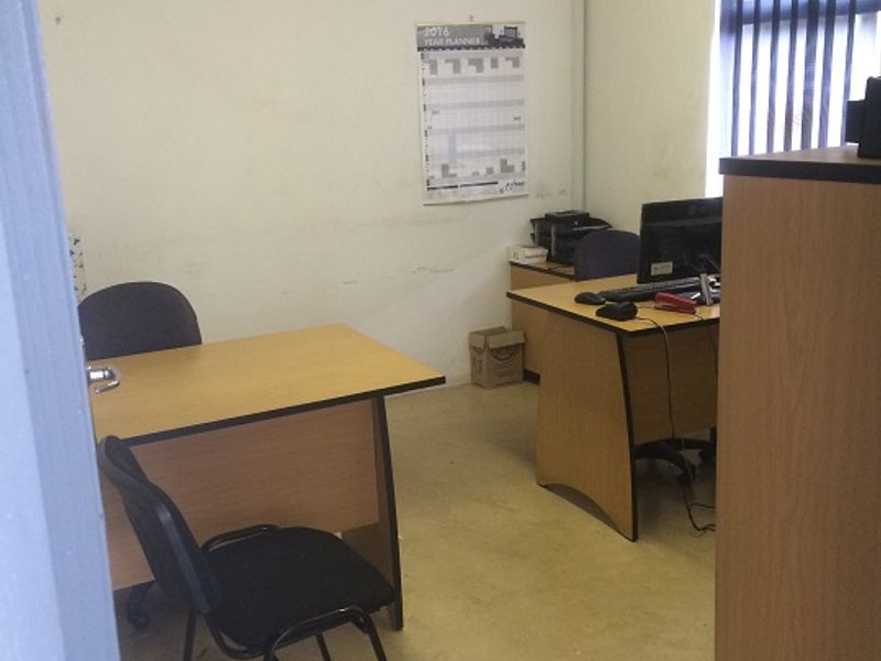 Highly sought after warehouse newly available - Photo 9