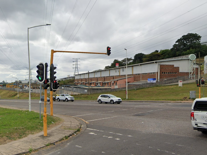 Warehouse to let or purchase on prime road facing location. - Photo 8