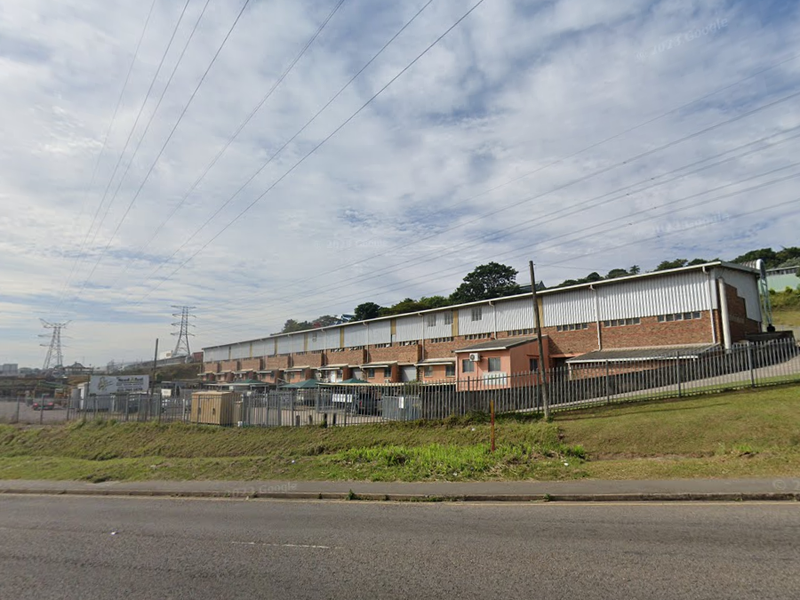 Price Reduced: Warehouse in secure park with private yard. - Photo 9