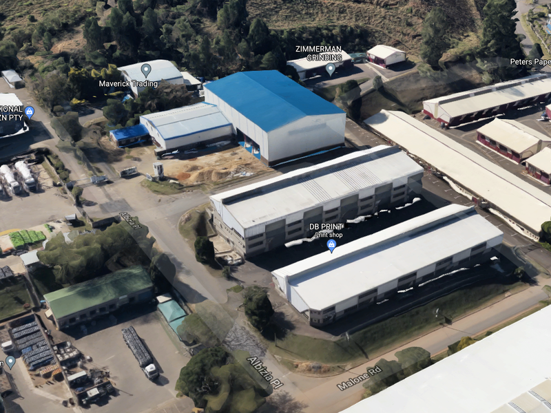 Highly sought after warehouse available to let. - Photo 6