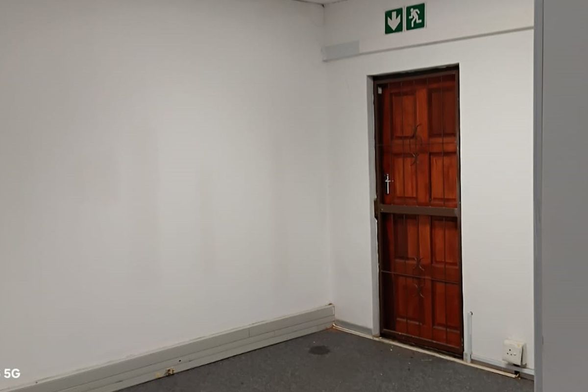 "Prime Office Space in Richards Bay Central" - Photo 5