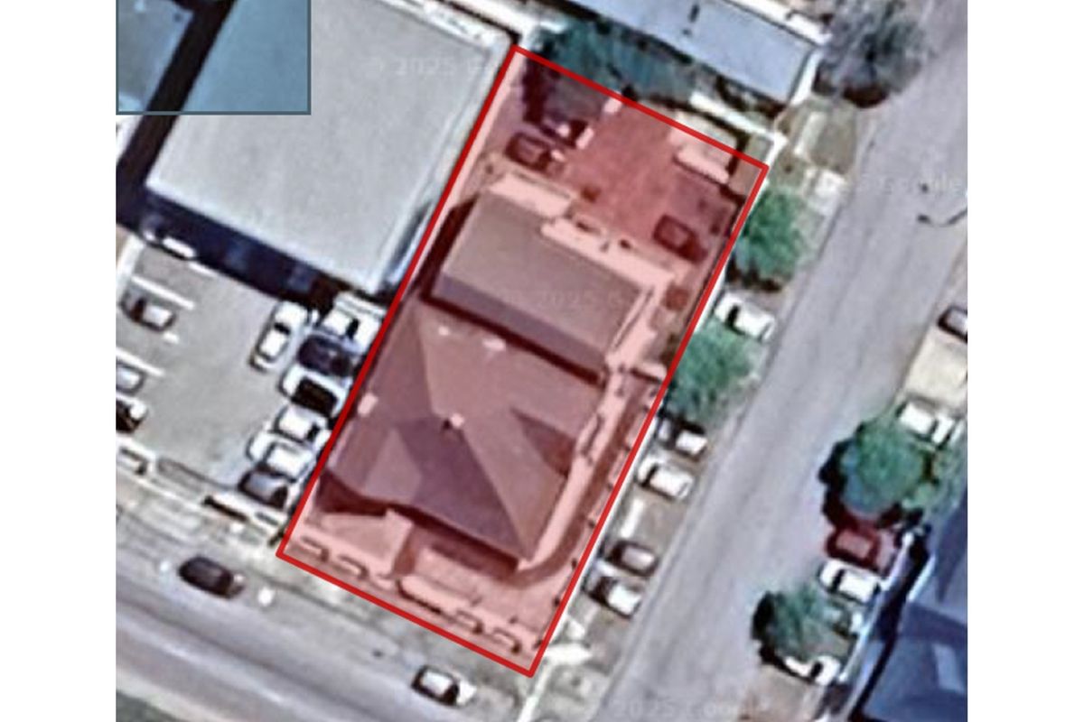 PRIME  INVESTMENT COMMERCIAL BUSINESS CORNER PROPERTY FOR SALE IN POPULAR CAPE ROAD: - Photo 2