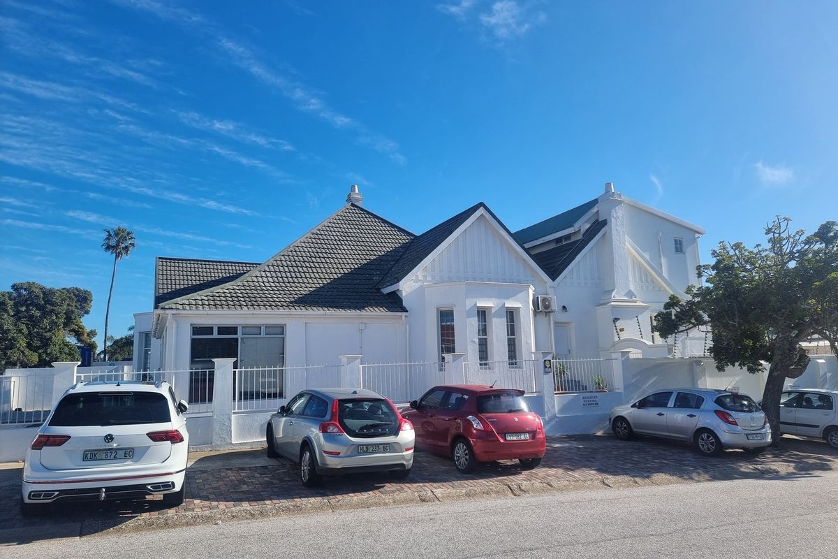 PRIME  INVESTMENT COMMERCIAL BUSINESS CORNER PROPERTY FOR SALE IN POPULAR CAPE ROAD: - Photo 5