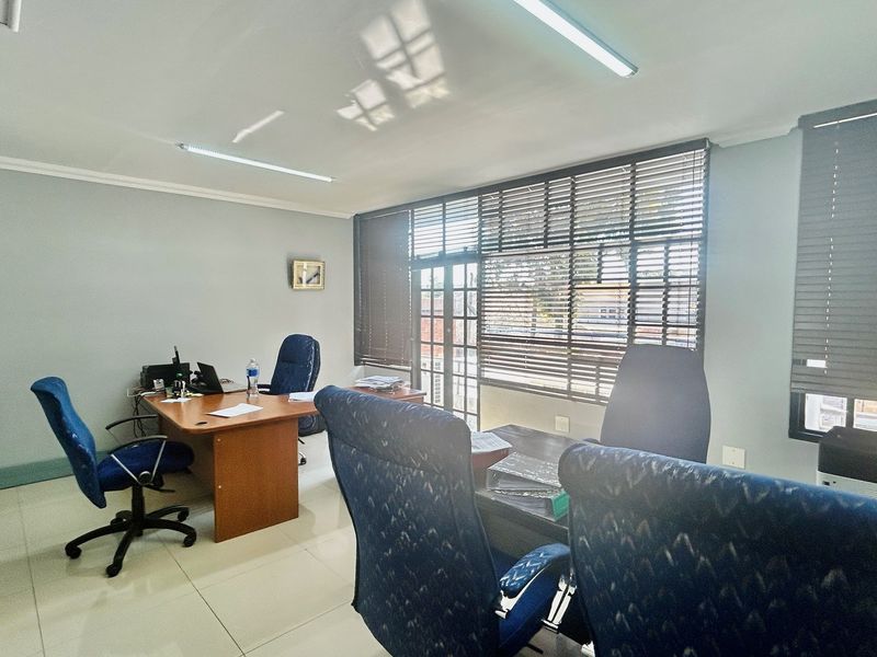 ASHLEA GARDENS | 1,552 m2 PRIME COMMERCIAL SPACE | GARSFONTEIN ROAD, PRETORIA - Photo 10