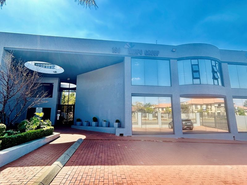 ASHLEA GARDENS | 1,552 m2 PRIME COMMERCIAL SPACE | GARSFONTEIN ROAD, PRETORIA - Photo 2