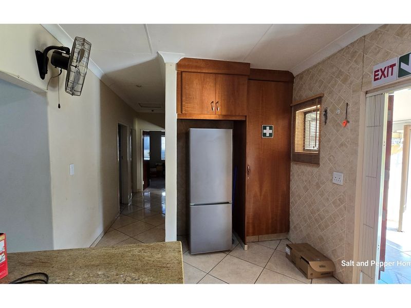 Prime Business Zoned Property For Rent in Sefako Makgatho Drive - Photo 8