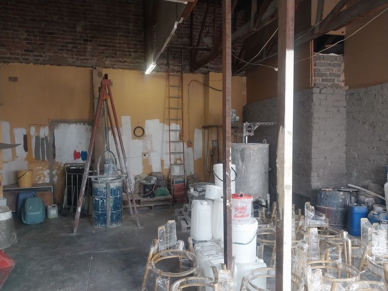 Factory for Sale in Lakeview Estate! - Photo 8