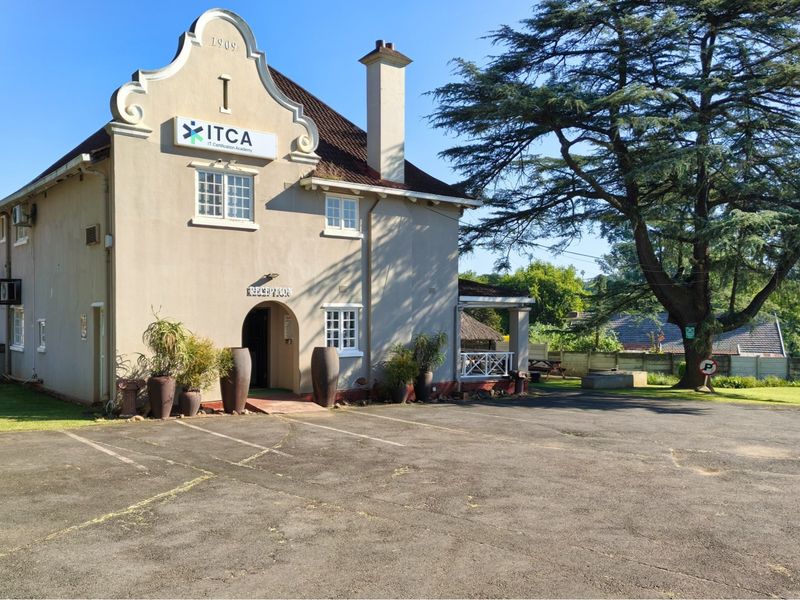 Prime Property Near UKZN and Scottsville Mall - Photo 1