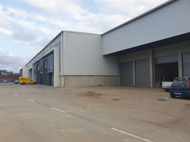 Highly sought after secure facility available - Photo 4