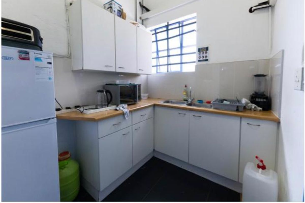 Multi-Use Property To Let - Photo 4