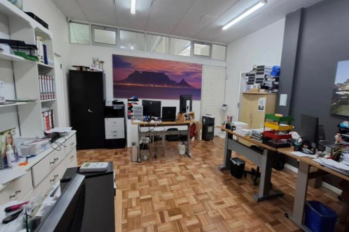 Multi-Use Property To Let - Photo 5