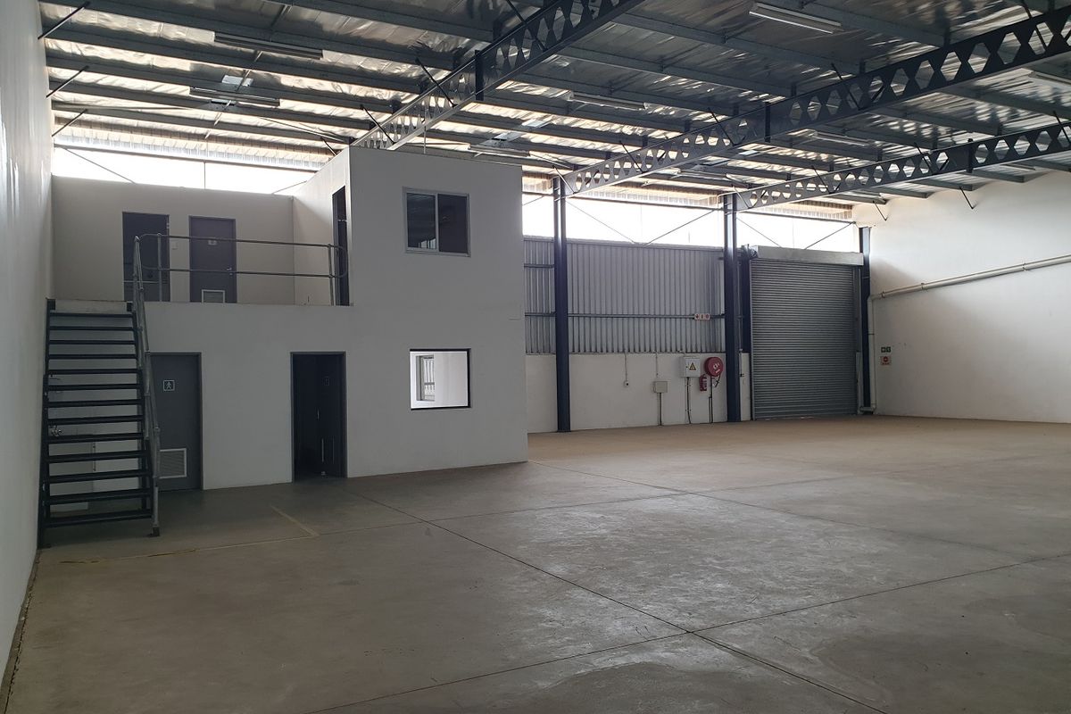 Secure, tidy fantastic warehouse to let Mount Edgecombe. - Photo 4