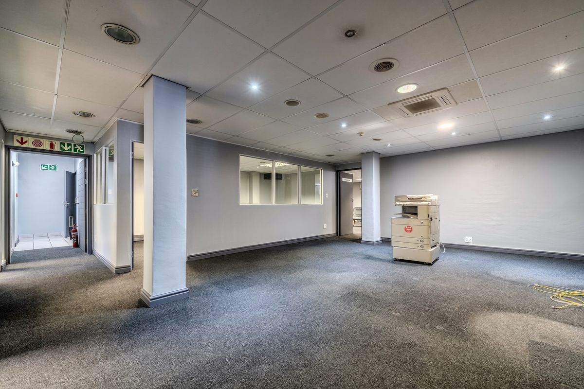 202m2 First-Floor Office | Urban Growth Park, Paarl - Photo 2