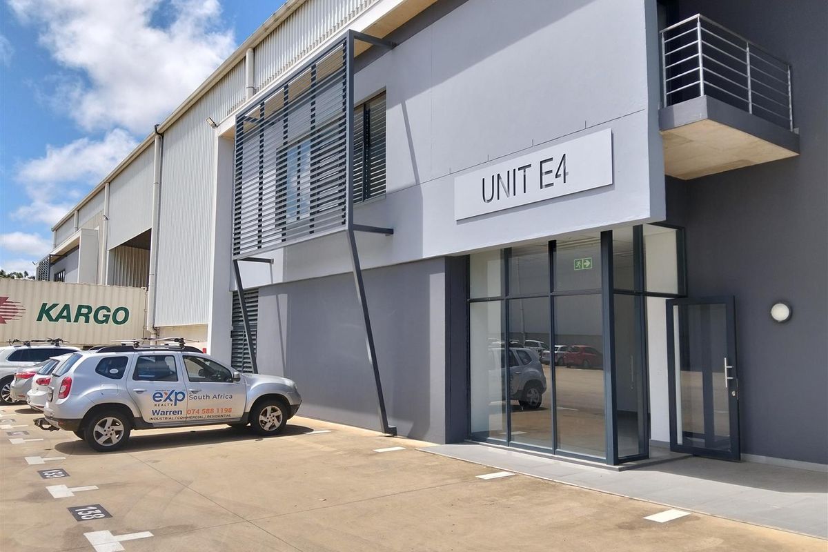 Secure modern warehouse to let. - Photo 4