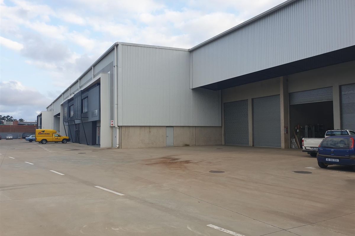 Secure modern warehouse to let. - Photo 3