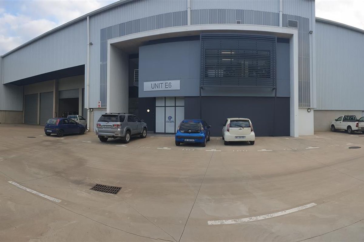 Secure modern warehouse to let. - Photo 5