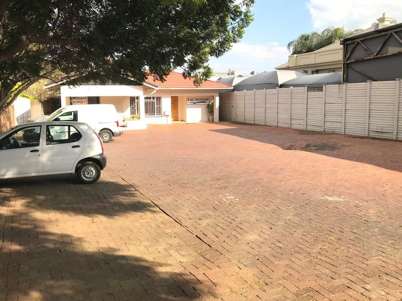 Beautiful Office Space at Prime Spot in Hatfield - Photo 2