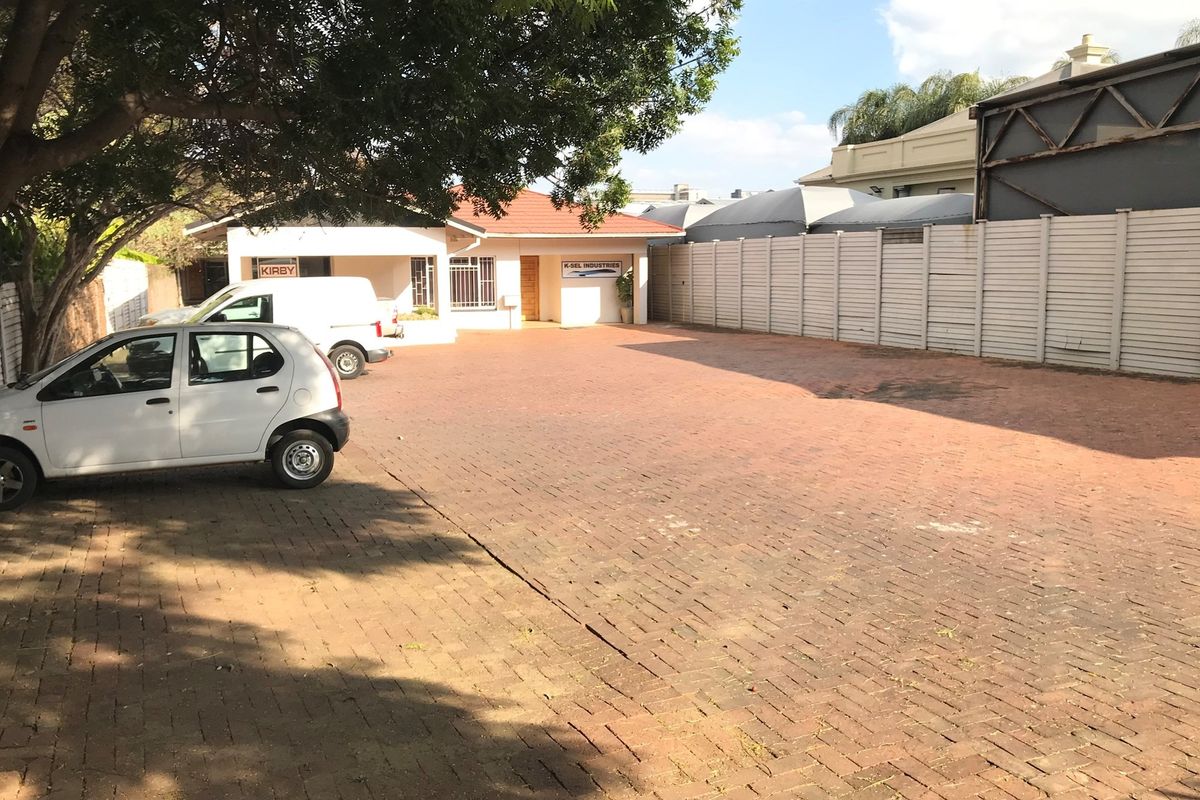 Beautiful Office Space at Prime Spot in Hatfield - Photo 2