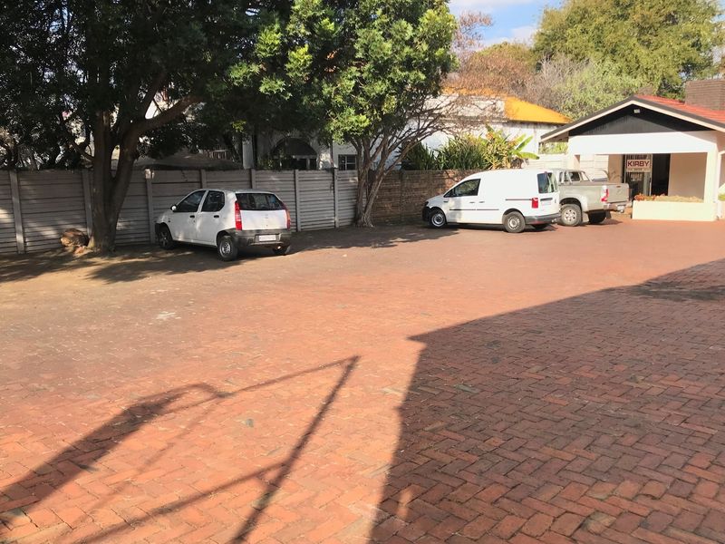 Beautiful Office Space at Prime Spot in Hatfield - Photo 5