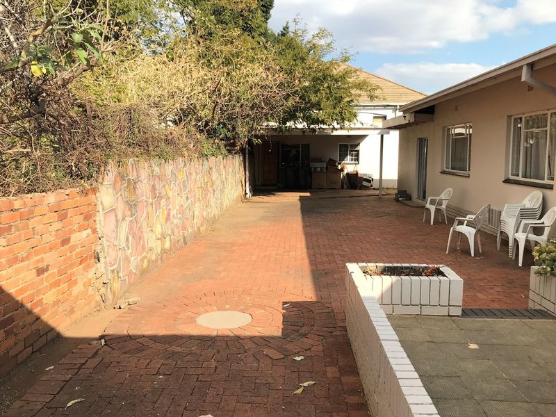 Beautiful Office Space at Prime Spot in Hatfield - Photo 3