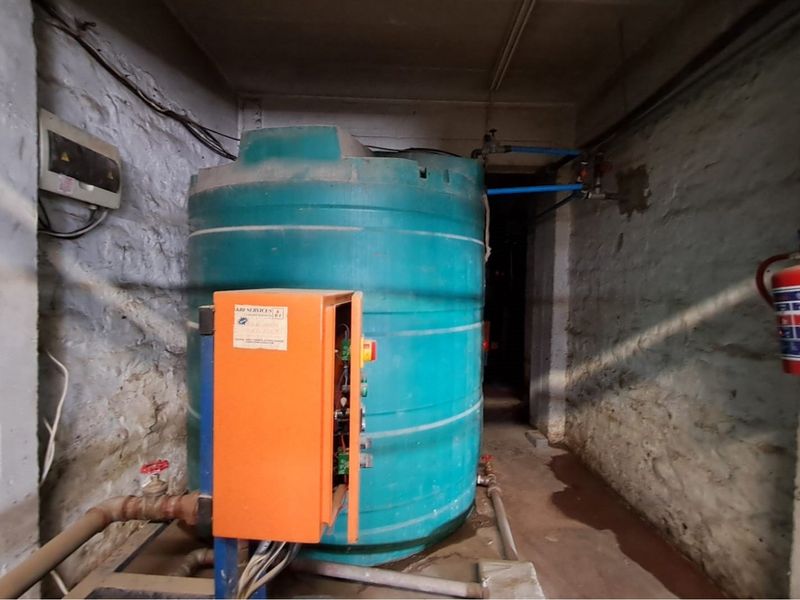 Commercial Property - Photo 7