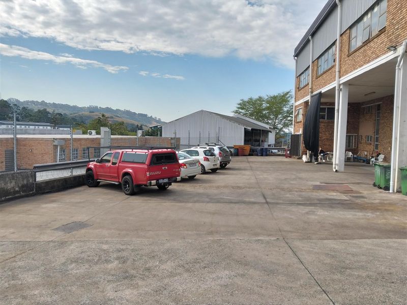 Incredible opportunity to occupy the most prime warehouse space available. - Photo 9