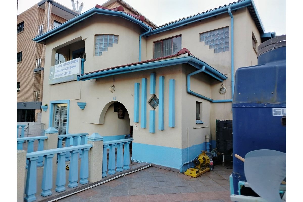 Prime Commercial Investment - Accredited Training Centre for Sale in Parkhill Durban North - Photo 2