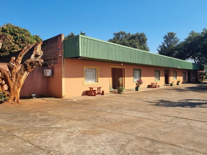 "Prime Guesthouse Investment in Thohoyandou" - Photo 6
