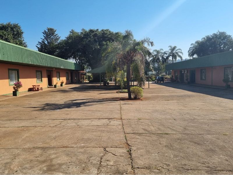 "Prime Guesthouse Investment in Thohoyandou" - Photo 7