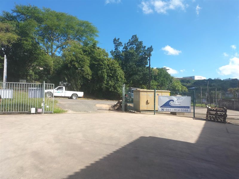 Sought after secure warehouse in Westmead to let. - Photo 7