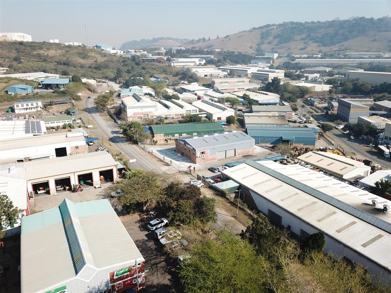 Sought after secure warehouse in Westmead to let. - Photo 4