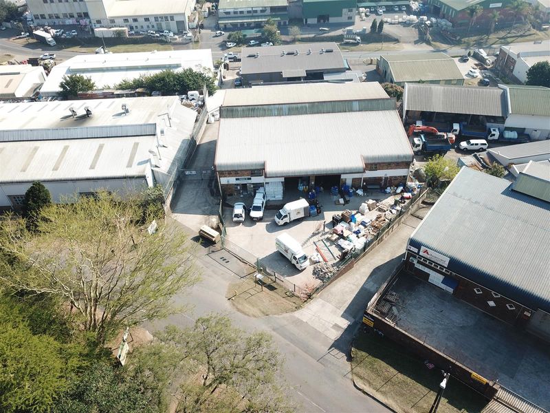 Sought after secure warehouse in Westmead to let. - Photo 3