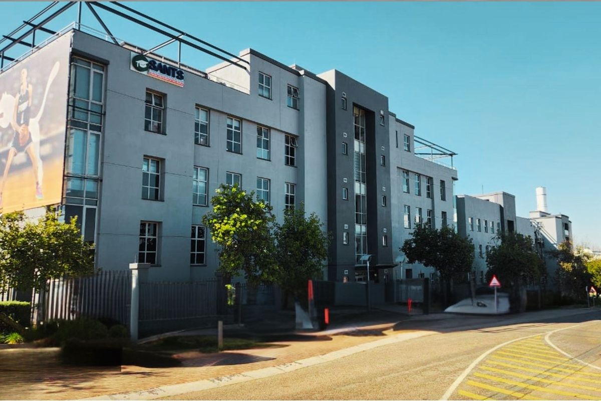 Investment commercial in Menlo park - Photo 2