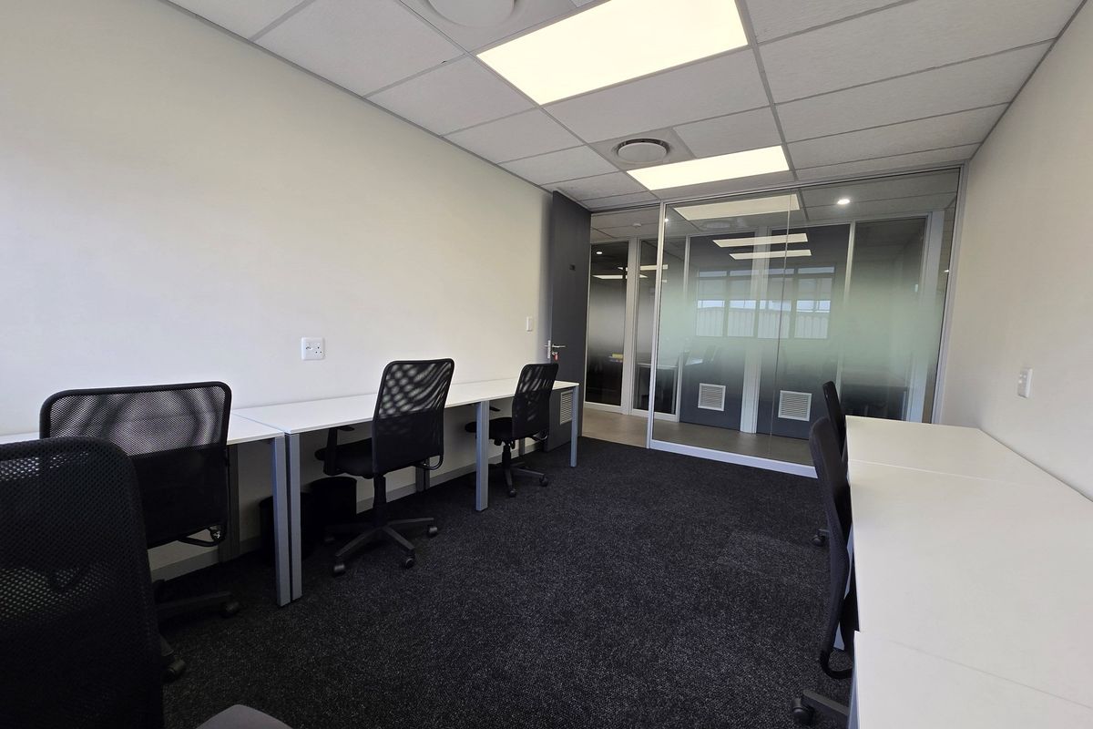 Elevate your workspace with this modern 6-person office - Photo 4